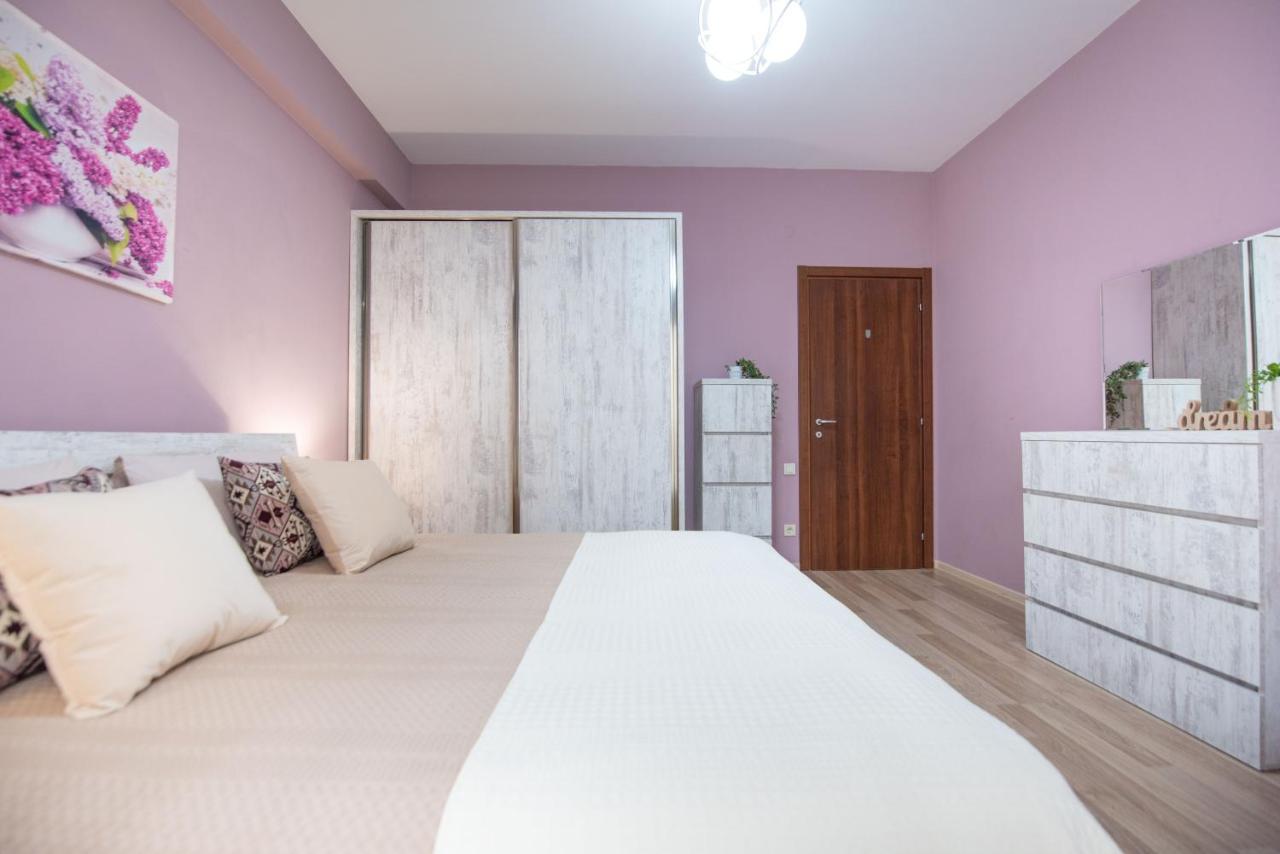 Gg Home - Cozy 2-Bedroom Apartment On Givi Kartozia Tbilisi Exteriér fotografie
