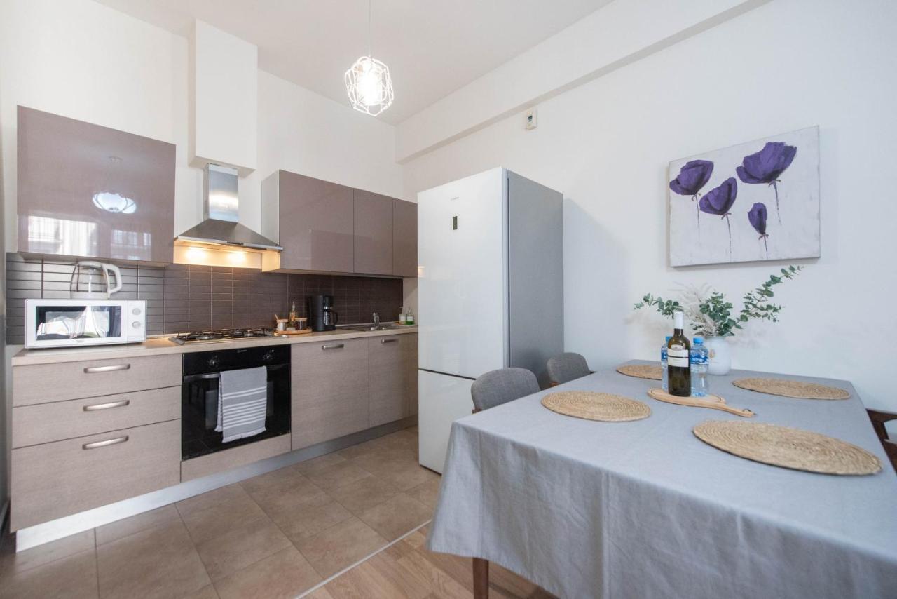 Gg Home - Cozy 2-Bedroom Apartment On Givi Kartozia Tbilisi Exteriér fotografie